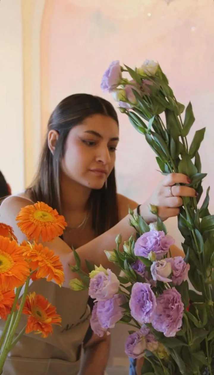 Taller de Día de las Flores x Alhara en Pan & Pétalo